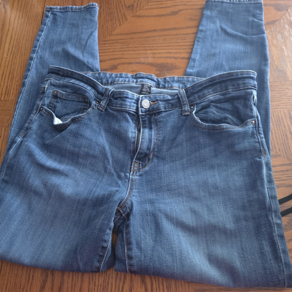 Zara Women's Straight Leg Jeans in Deep Blue